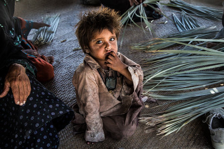 اگر مردم مناطق محروم را در نیابیم، دشمن آن‌ها را می‌قاپد